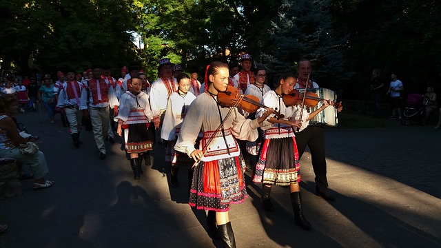 Poznáte dejiny a kultúru chorvátskej menšiny, žijúcej  na Slovensku?